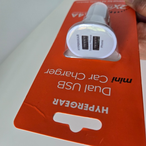 HyperGear Dual USB Mini 2.4A Car Charger - (White) - Picture 3 of 5
